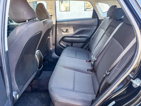 Used 2024 Hyundai Kona SE image 21