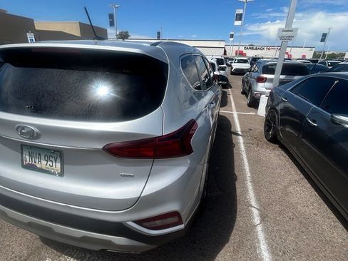 Used 2020 Hyundai Santa Fe SE AWD/4WD image 5