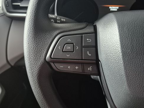 New 2026 Toyota Sienna LE FWD image 19