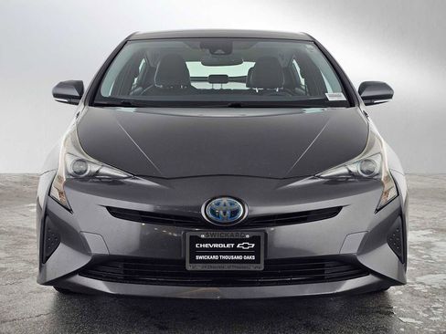 Used 2017 Toyota Prius Four image 8