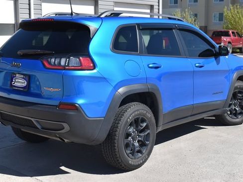 Used 2021 Jeep Cherokee Trailhawk AWD/4WD image 5