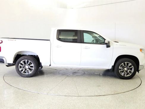 Used 2023 Chevrolet Silverado 1500 LT image 8