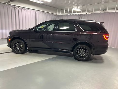 Used 2024 Dodge Durango SXT w/ SXT Blacktop Group image 4