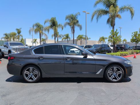 Used 2021 BMW 530e w/ Parking Assistance Package RWD image 11