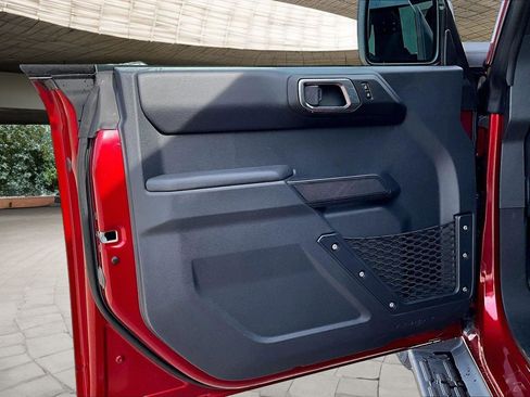 New 2026 Ford Bronco Outer Banks AWD/4WD image 9
