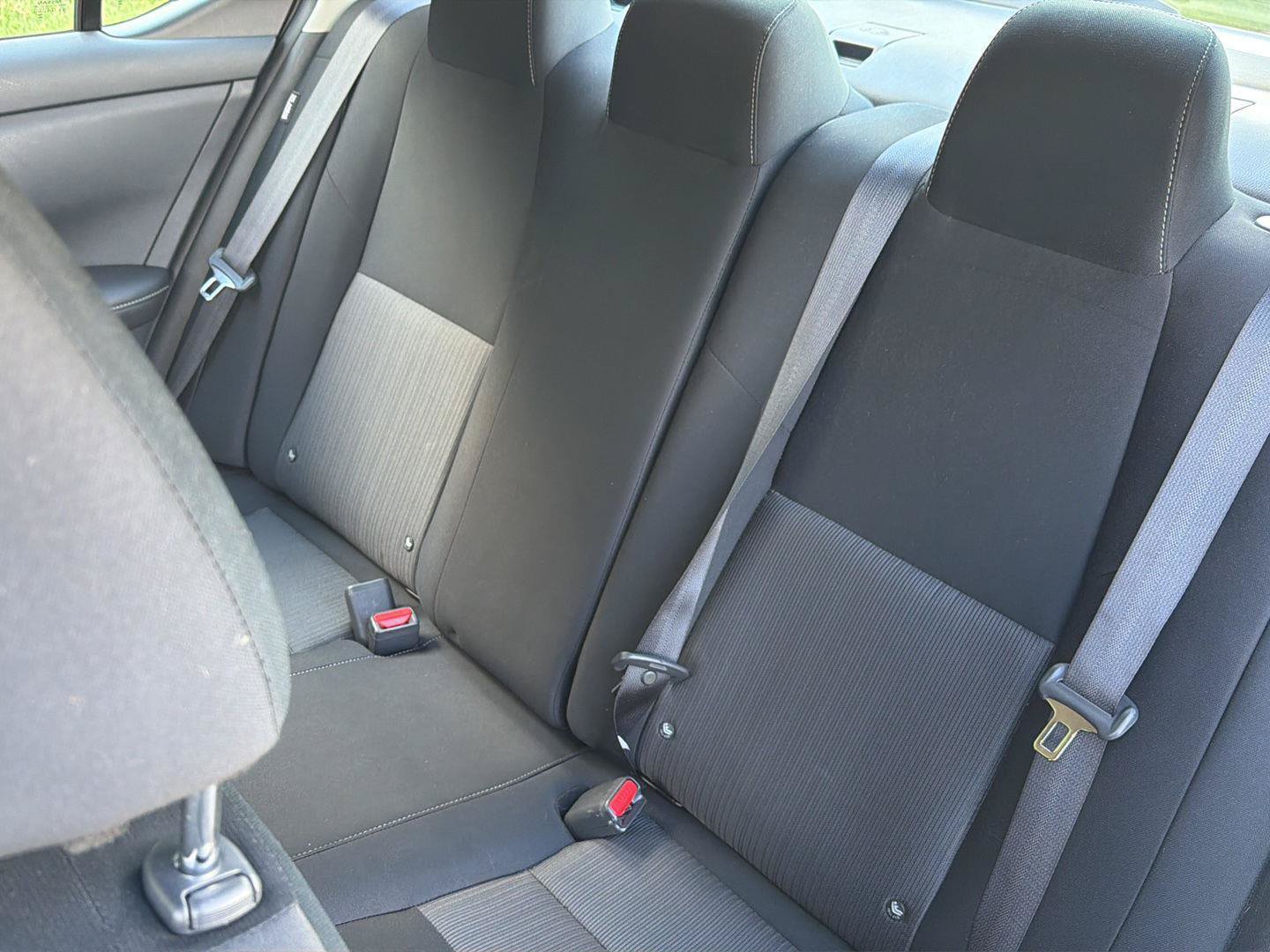 Used 2025 Nissan Sentra SV FWD image 31