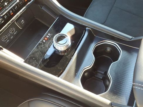 New 2025 Jeep Grand Cherokee L Altitude image 15