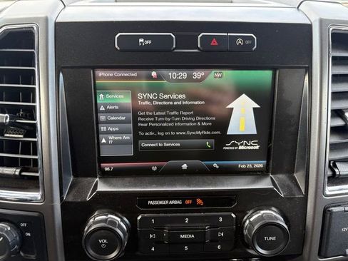 Used 2015 Ford F150 XLT w/ Equipment Group 302A Luxury image 19