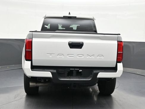 Used 2024 Toyota Tacoma TRD Sport RWD image 4