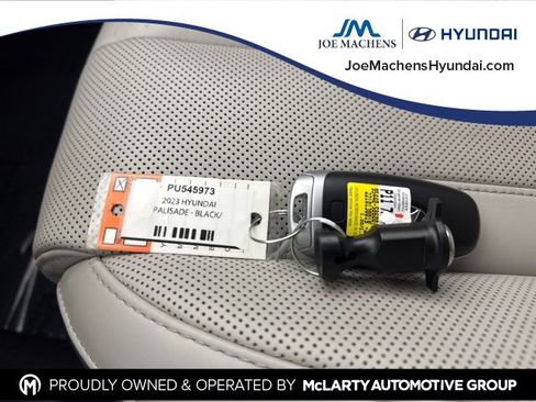 Used 2023 Hyundai Palisade Calligraphy image 41