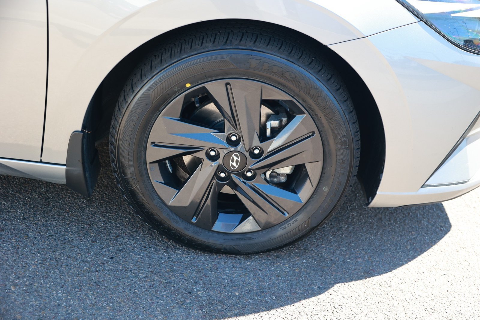Used 2023 Hyundai Elantra SEL FWD image 10