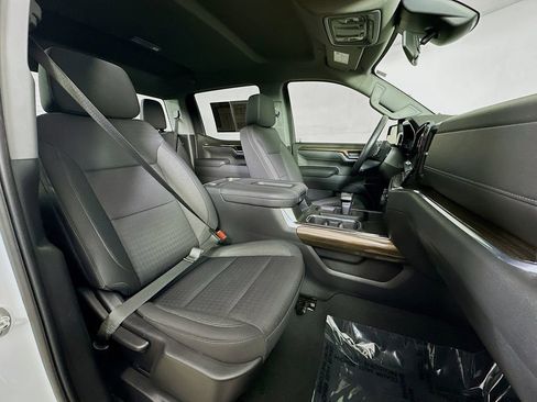 Used 2022 Chevrolet Silverado 1500 LT Trail Boss w/ Protection Package image 12