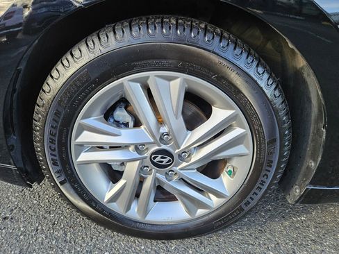 Used 2019 Hyundai Elantra Value Edition w/ Cargo Package image 8