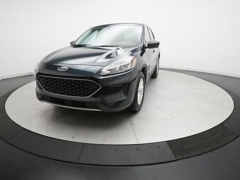 Used 2022 Ford Escape SE w/ Cold Weather Package image 32