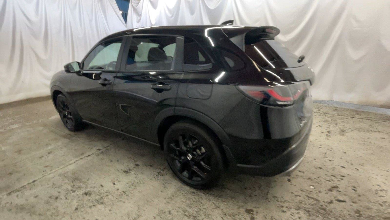 Certified 2024 Honda HR-V Sport image 10