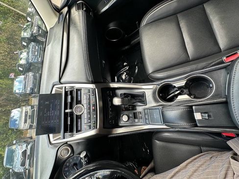 Used 2015 Lexus NX 200t Base AWD 4dr Crossover w/ Premium Package image 31