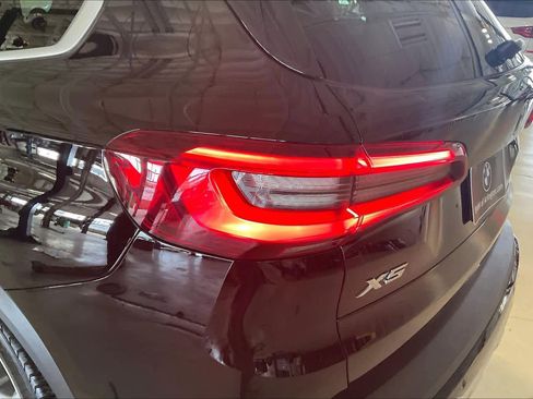 Used 2023 BMW X5 xDrive40i AWD/4WD image 26