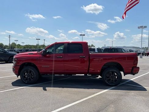 New 2026 RAM 2500 Big Horn AWD/4WD image 4