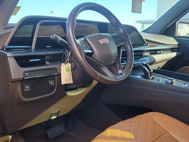 Certified 2022 Cadillac Escalade ESV Premium Luxury RWD image 5