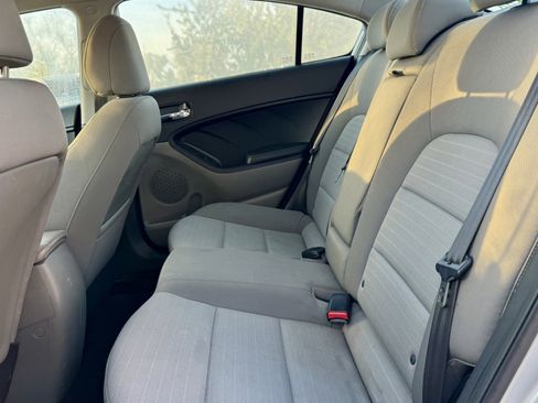 Used 2015 Kia Forte EX w/ UVO Package W/17" Alloys image 12