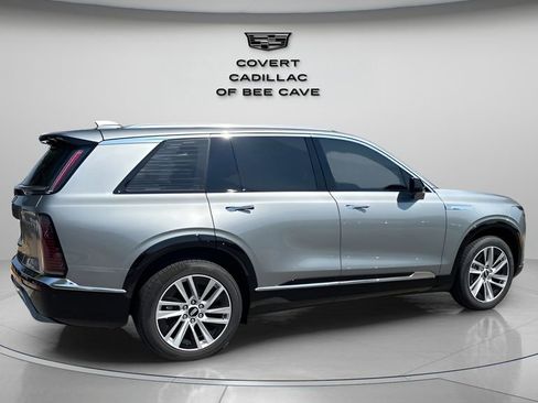 New 2026 Cadillac Vistiq Luxury image 10