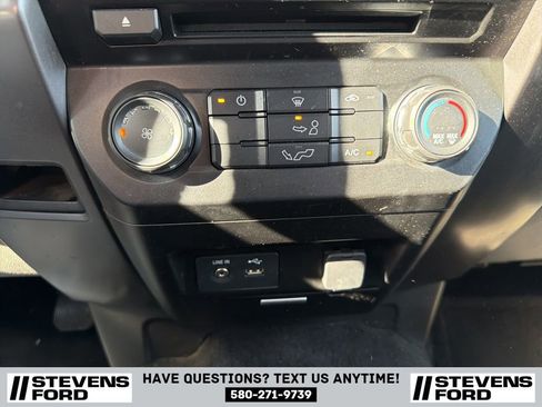 Used 2015 Ford F150 XLT image 24