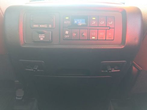 Used 2020 Toyota Sequoia Platinum AWD/4WD image 37