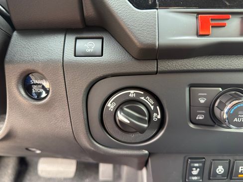 New 2026 Nissan Frontier PRO-4X w/ Pro-4x Convenience Package image 13