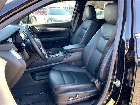 Used 2024 Cadillac XT5 Luxury image 24