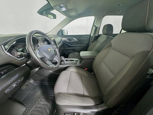 Used 2020 Chevrolet Traverse LT w/ LPO, Blackout Package AWD/4WD image 13