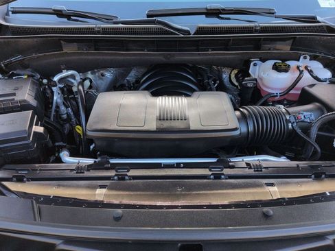 Certified 2026 Cadillac Escalade ESV Platinum Sport AWD/4WD image 22