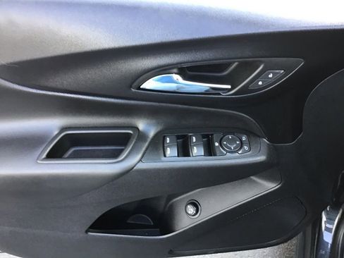 Used 2022 Chevrolet Equinox LT image 10