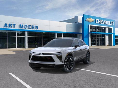 New 2025 Chevrolet Blazer EV RS image 8
