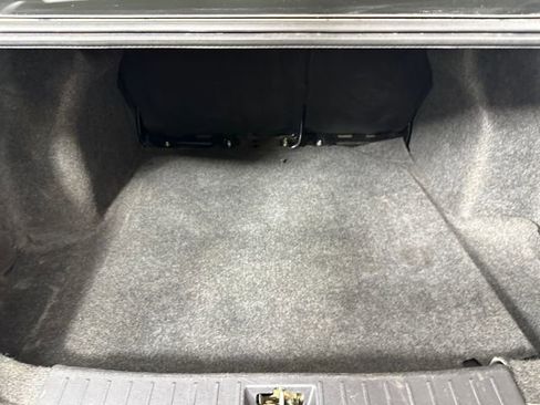 Used 2020 Nissan Versa S image 26