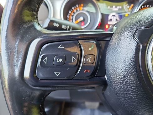 Used 2019 Jeep Wrangler Sport AWD/4WD image 11