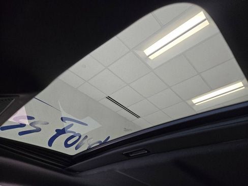 Used 2013 BMW X6 M image 29