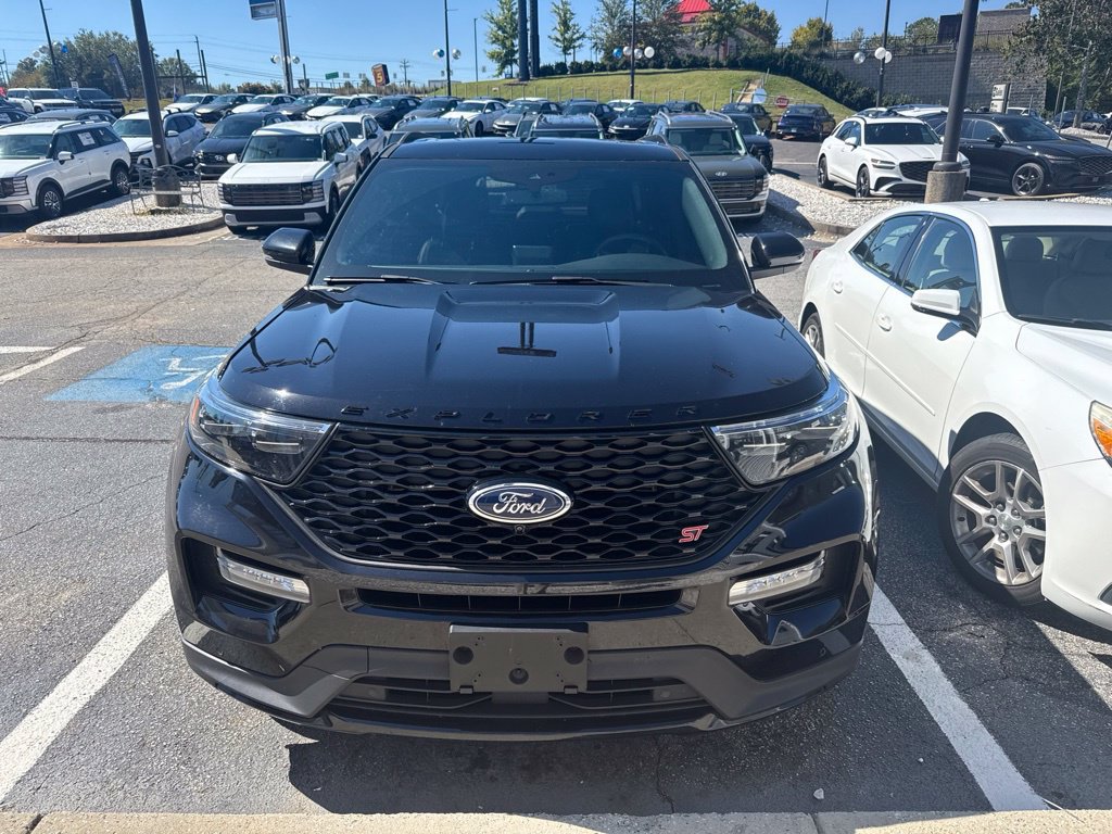 Used 2024 Ford Explorer ST w/ Equipment Group 401A AWD/4WD image 2