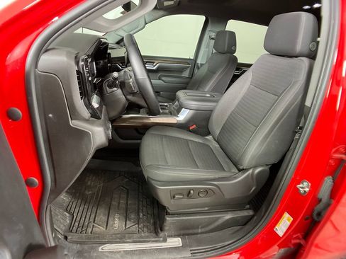 Used 2022 Chevrolet Silverado 1500 RST image 32