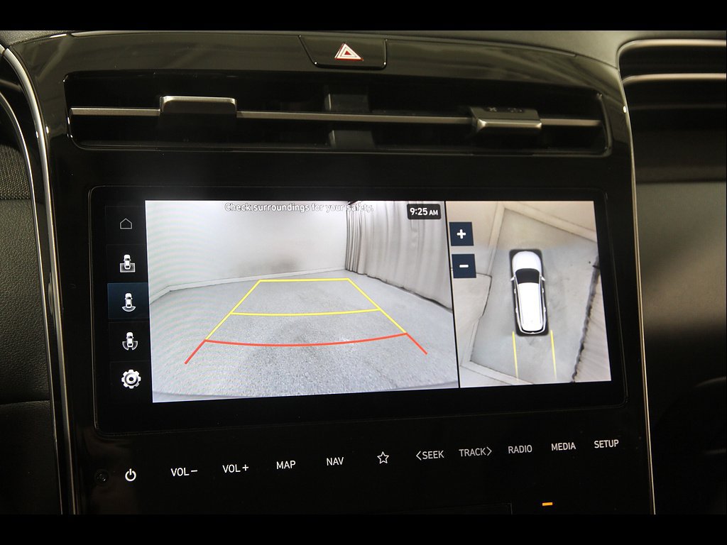 Certified 2024 Hyundai Tucson Limited AWD/4WD image 15