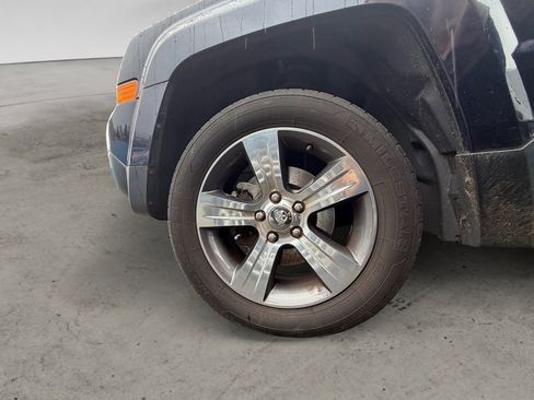 Used 2016 Jeep Patriot High Altitude FWD image 10