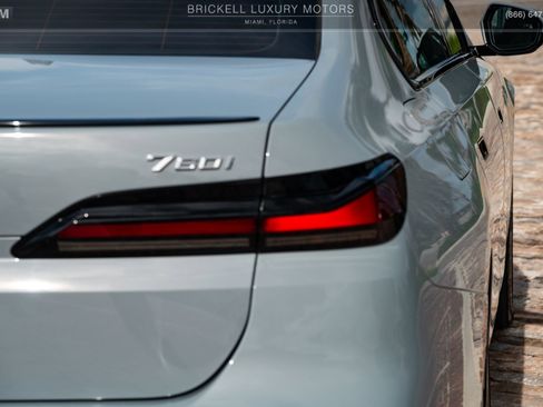 Used 2024 BMW 760i xDrive w/ Executive Package image 52