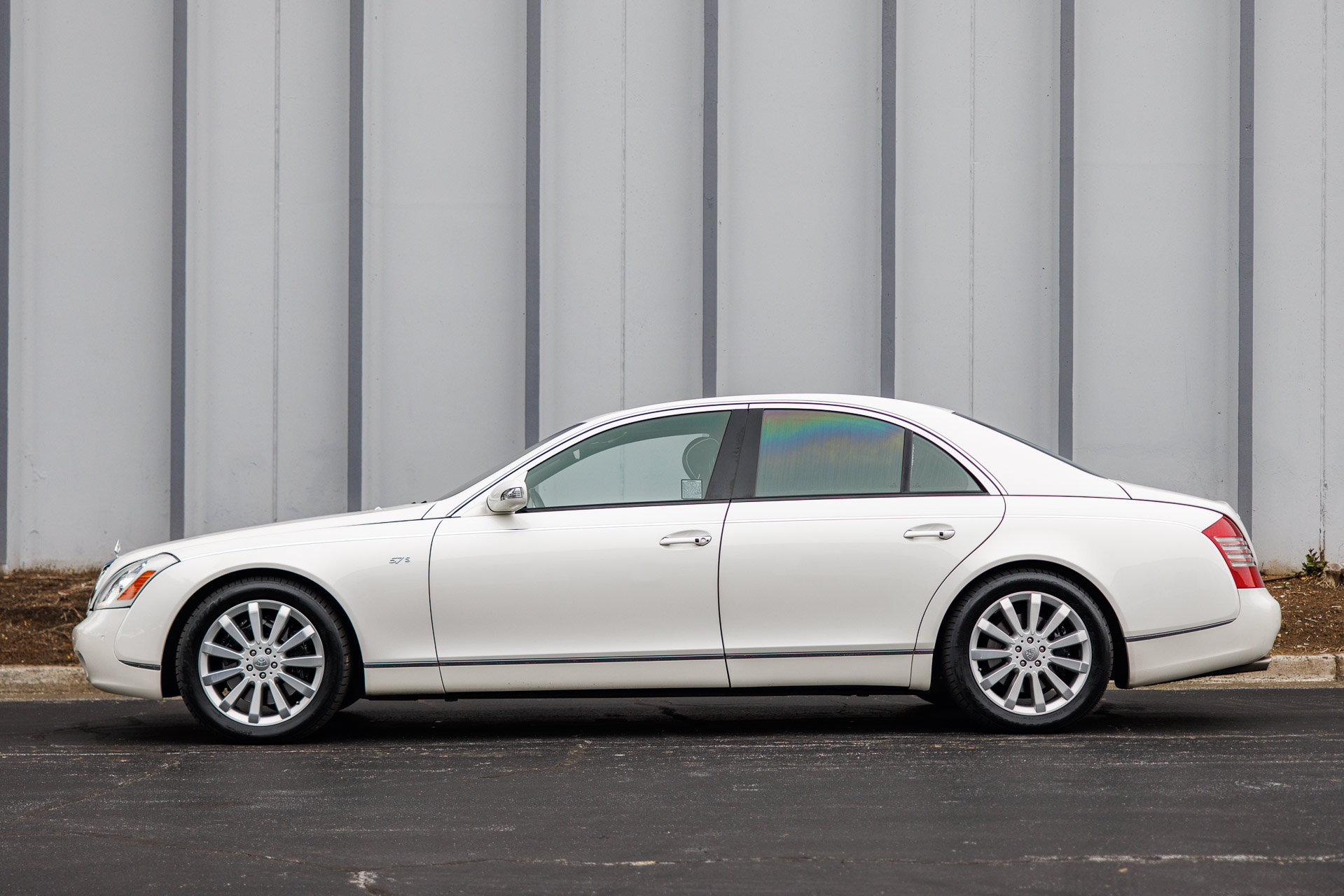 Used 2008 Maybach 57 S RWD image 9