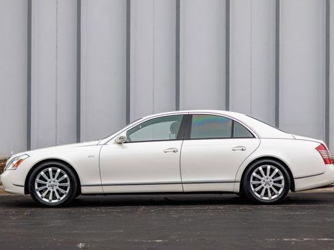 Used 2008 Maybach 57 S image 9