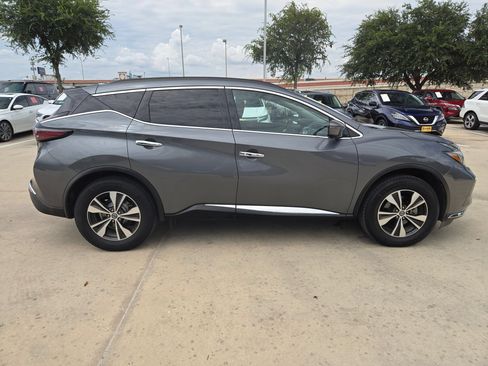 Used 2020 Nissan Murano SV FWD image 2