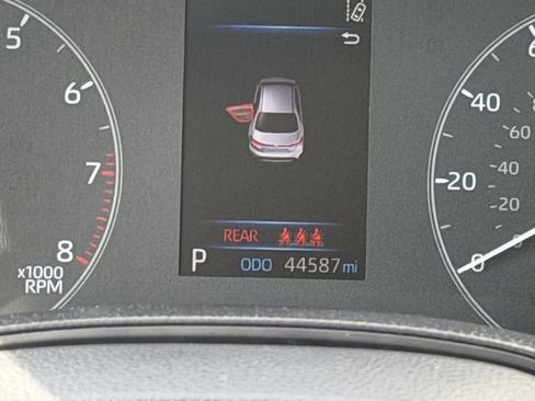 Used 2024 Toyota Corolla LE FWD image 14