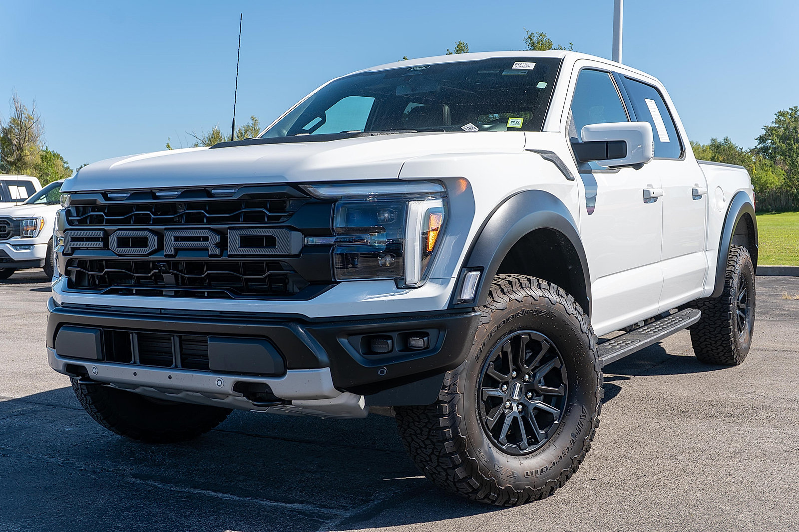 Used 2026 Ford F150 Raptor AWD/4WD image 2