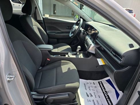 Used 2025 Hyundai Kona SEL AWD/4WD image 14