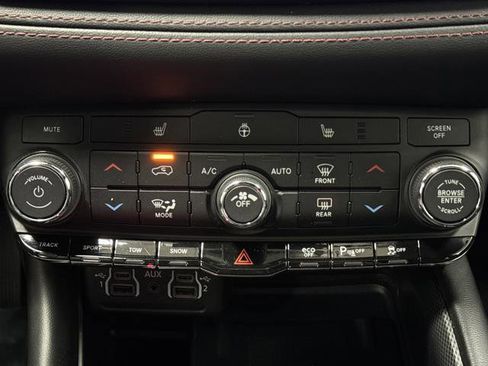 Used 2021 Dodge Durango R/T w/ Tow 'N Go Package image 19