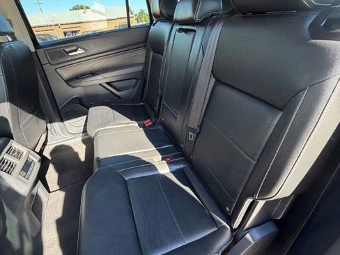 Used 2022 Volkswagen Atlas SE AWD/4WD image 17