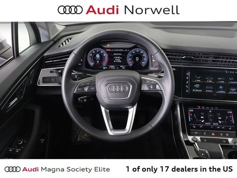 Used 2022 Audi Q7 3.0T Premium Plus w/ Premium Plus Package AWD/4WD image 34